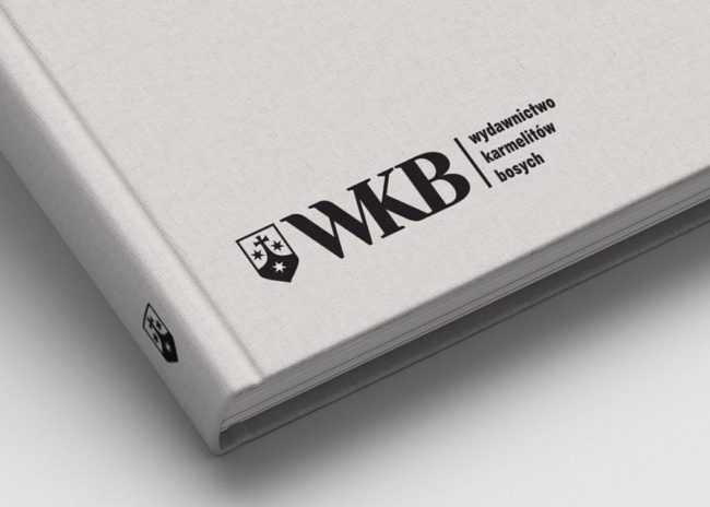 WKB Wydawnictwo Karmelitow Bosych rebranding logo firmowego projekty logo firmy rewitalizacja identyfikacje wizualne branding Agencja brandingowa Moweli Creative Dąbrowa Górnicza Warszawa
